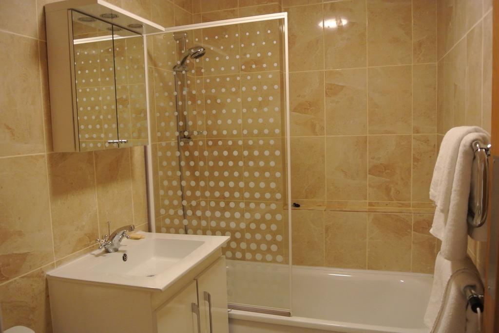 לונדון Seven Dials Apartments מראה חיצוני תמונה